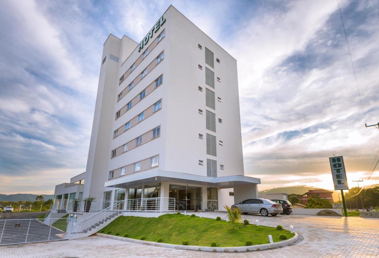 Tri Hotel Sao Joao Batista Exterior photo